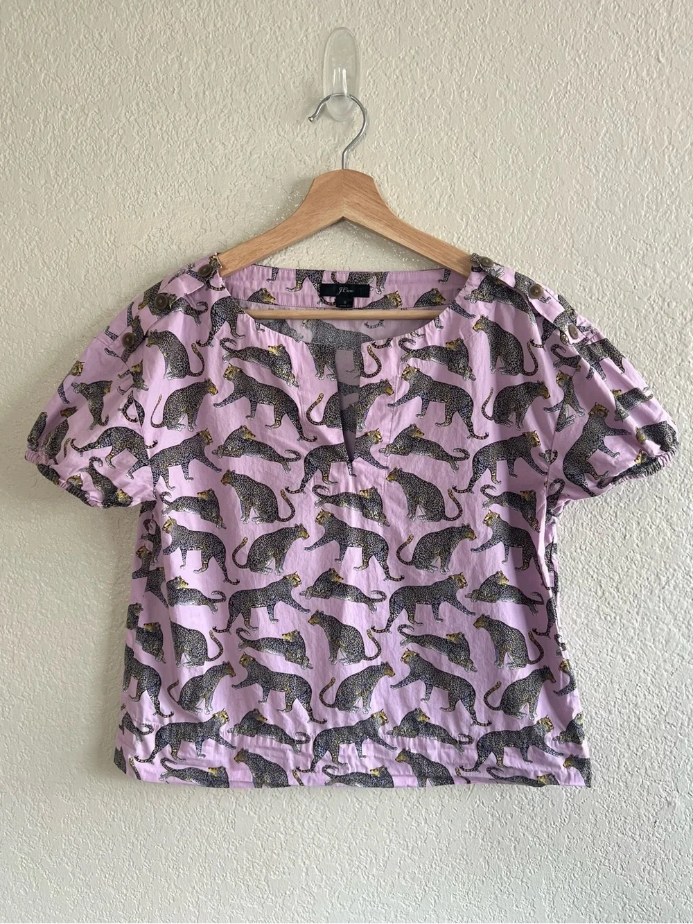 J Crew Ratti Cheetah Puff Sleeve Open V Neck Top Size Small Artsy Novelty Print